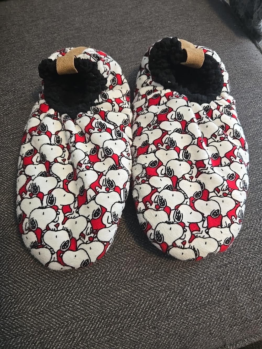 Snoopy Peanuts Plush House Slippers Red White Black Cozy Slip On Shoes